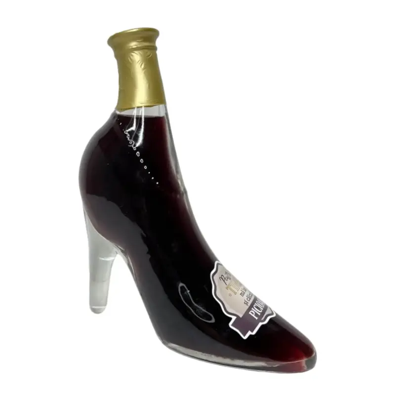 Pentru tine ma las calcat si in calcat in picioare, sticla vin in forma de pantof cu mesaj model st24 01